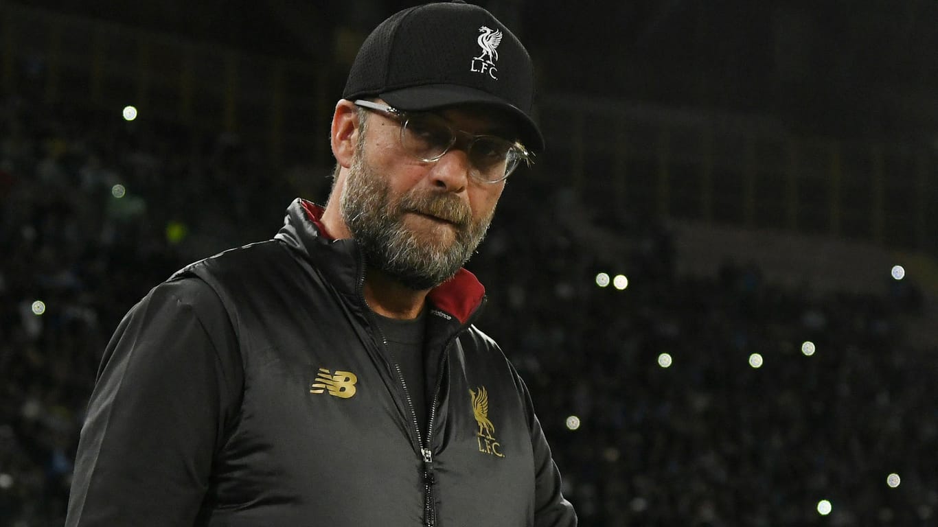 Sprachlos: Liverpool-Trainer Jürgen Klopp im Spiel in Neapel.