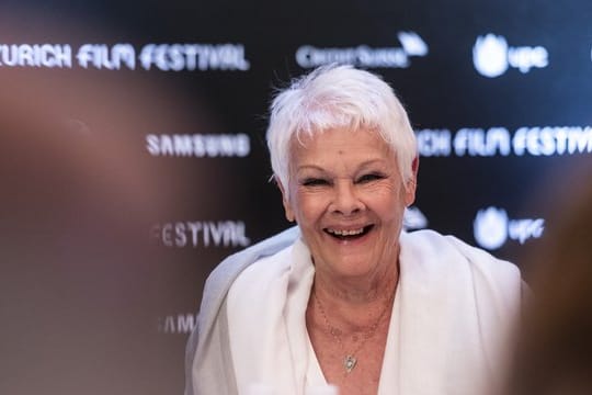 Judi Dench erhält für ihr Lebenswerk den Golden Icon Award.