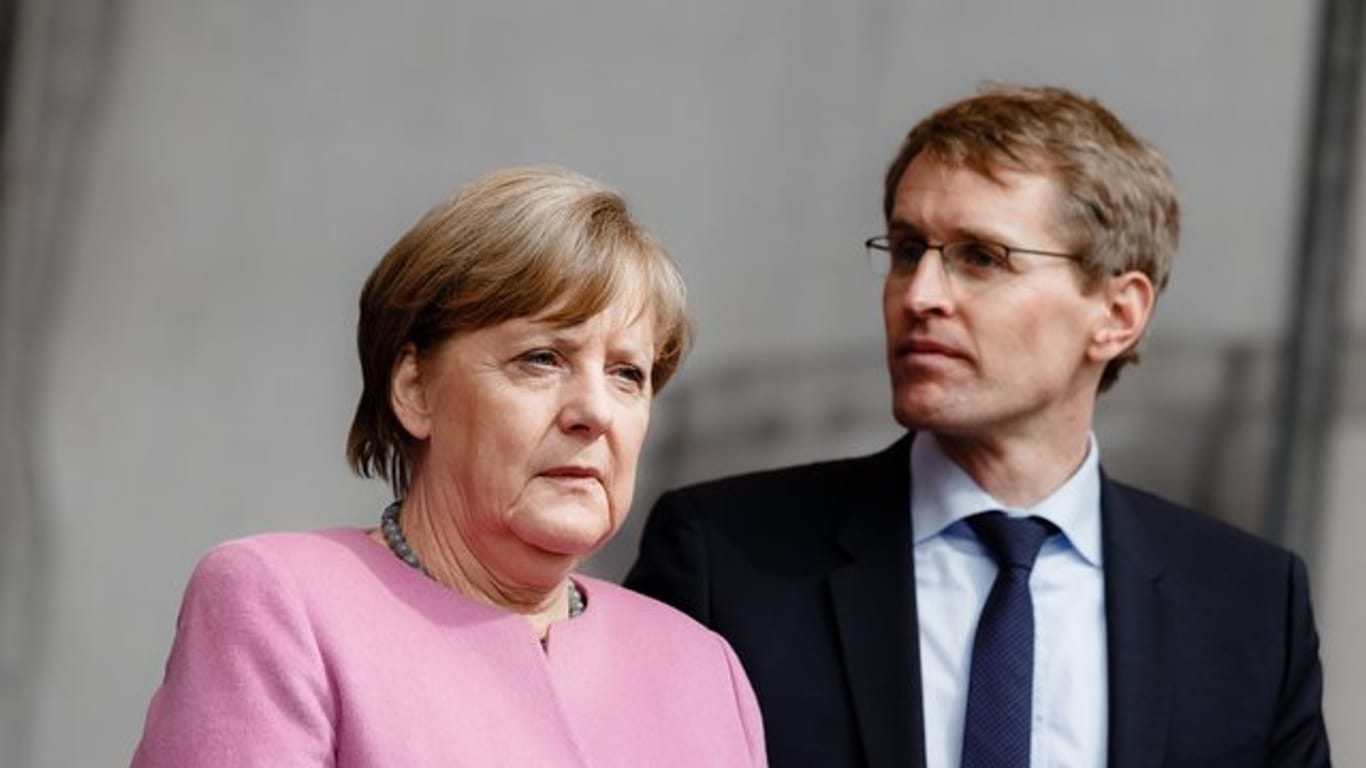 Im niedersächsischen Wahlkampf 2017: Der spätere Wahlsieger Daniel Günther und CDU-Parteichefin Angela Merkel.