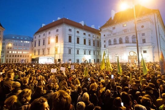 Der Protest richtet sich vor allem gegen Innenminister Herbert Kickl (FPÖ).