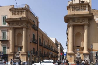 Aufnahme der Stadt Innenstadt von Catania (Archivbild): Auch hier dürfte das, wenn auch schwache, Beben noch zu spüren gewesen sein. Die Stadt ist nicht weit vom Zentrum des Erdbebens entfernt.