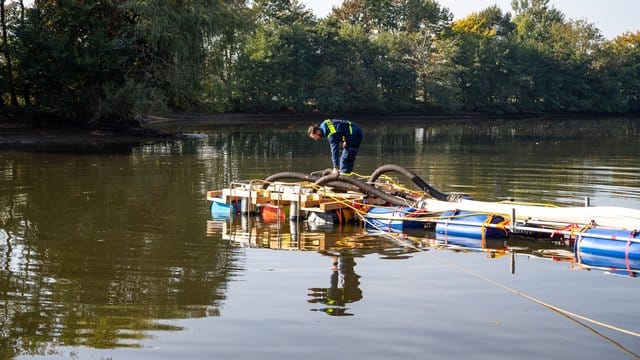 Die Bremer Polizei will den See nach der Leiche einer jungen Frau absuchen, um einen 25 Jahre zurückliegenden Kriminalfall aufzuklären.