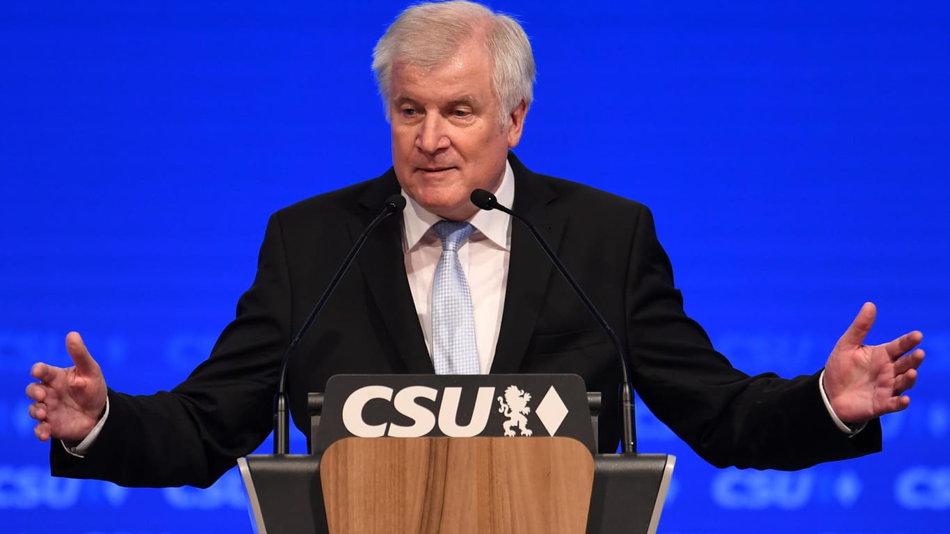 Horst Seehofer: Der CSU-Chef will nach der Landtagswahl in Bayern weitermachen.