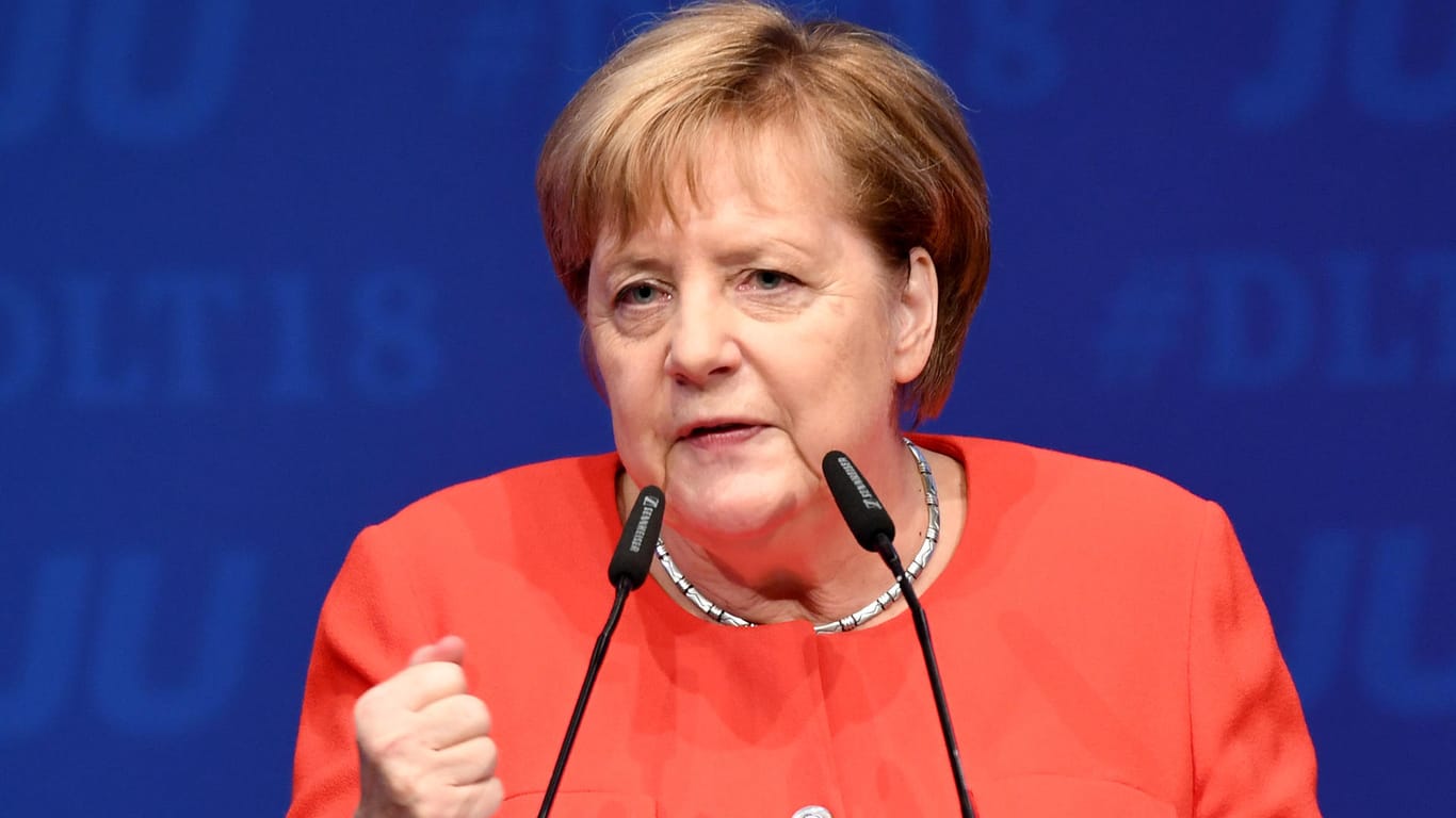 Angela Merkel auf dem Deutschlandtag der Jungen Union in Kiel: Von Resignation war bei der Kanzlerin nichts zu spüren.