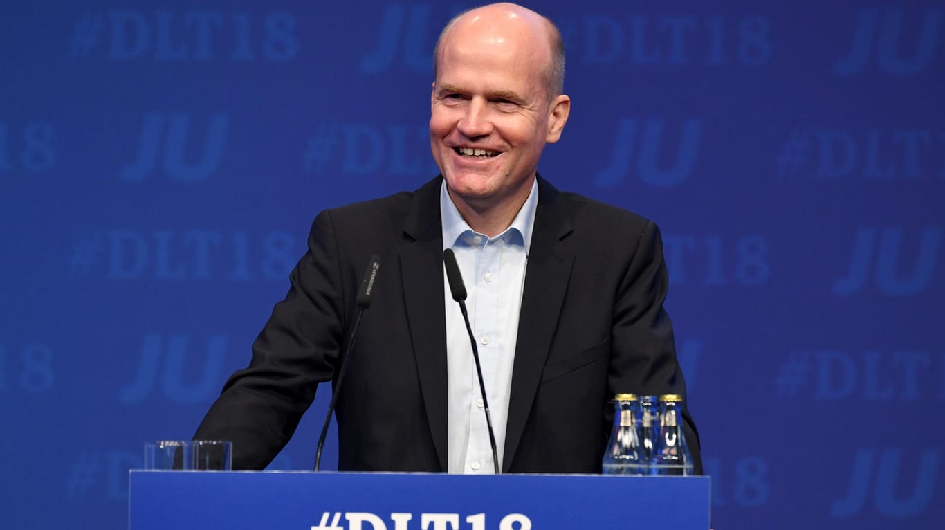 Ralph Brinkhaus: Der neue Unionsfraktionschef im Bundestag bekommt in Kiel viel Applaus vom Nachwuchs.