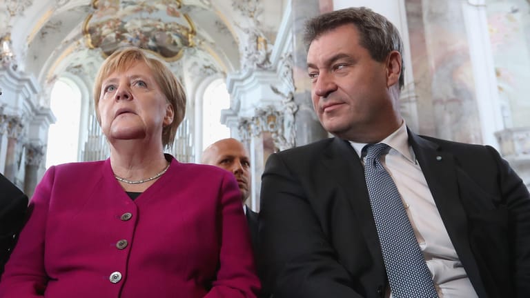 Markus Söder neben Angela Merkel in Ottobeuren: In der Auseinandersetzung mit der Kanzlerin wurde Söder immer kälter und unversöhnlicher.