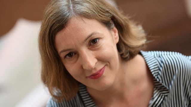 Die Autorin Inger-Maria Mahlke ist Gewinnerin des Deutschen Buchpreises 2018. Die Autorin Inger-Maria Mahlke ist Gewinnerin des Deutschen Buchpreises 2018.