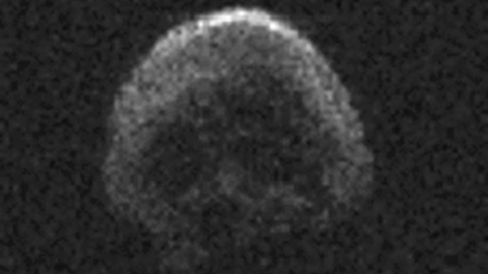 Der Asteroid 2015 TB145: Dieses Bild wurde mit Radardaten des Arecibo Observatoriums der National Science Foundation in Puerto Rico erzeugt.