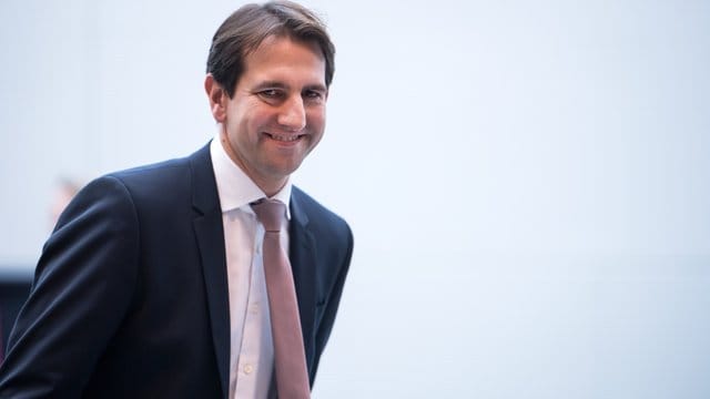 Bislang Chef der baden-württembergischen Landesgruppe: Andreas Jung ist zum neuen Vizevorsitzenden der CDU-Fraktion gewählt worden. Bislang Chef der baden-württembergischen Landesgruppe: Andreas Jung ist zum neuen Vizevorsitzenden der CDU-Fraktion gewählt worden.