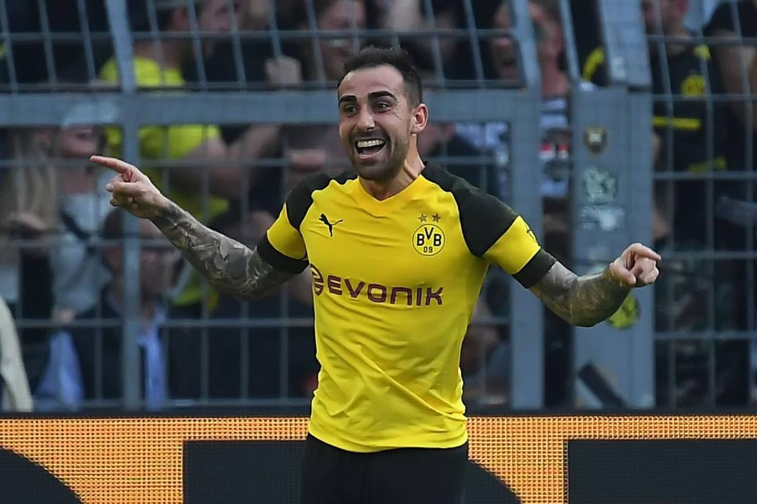 Paco Alcácer: Der BVB-Stürmer feiert einen seiner drei Treffer gegen Augsburg.