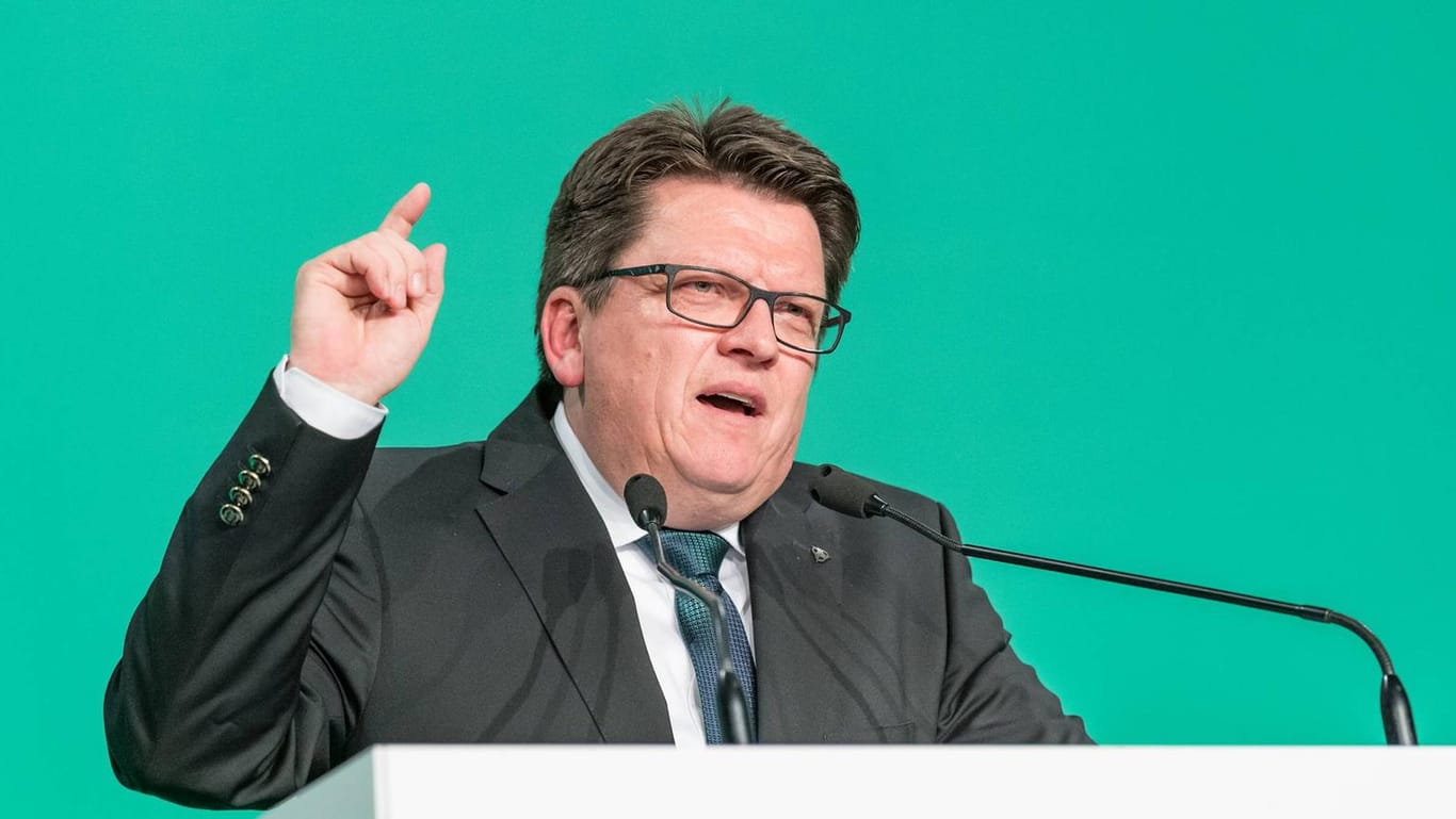 Hubertus Hess-Grunewald: Der 57-Jährige ist seit November 2015 Präsident des SV Werder Bremen.