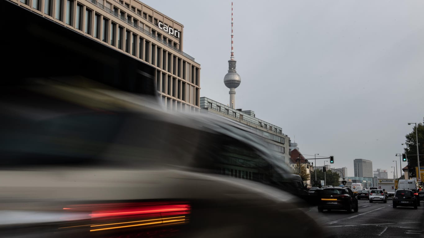 Autos in Berlin: Auch in der Hauptstadt kommen nun Diesel-Fahrverbote.