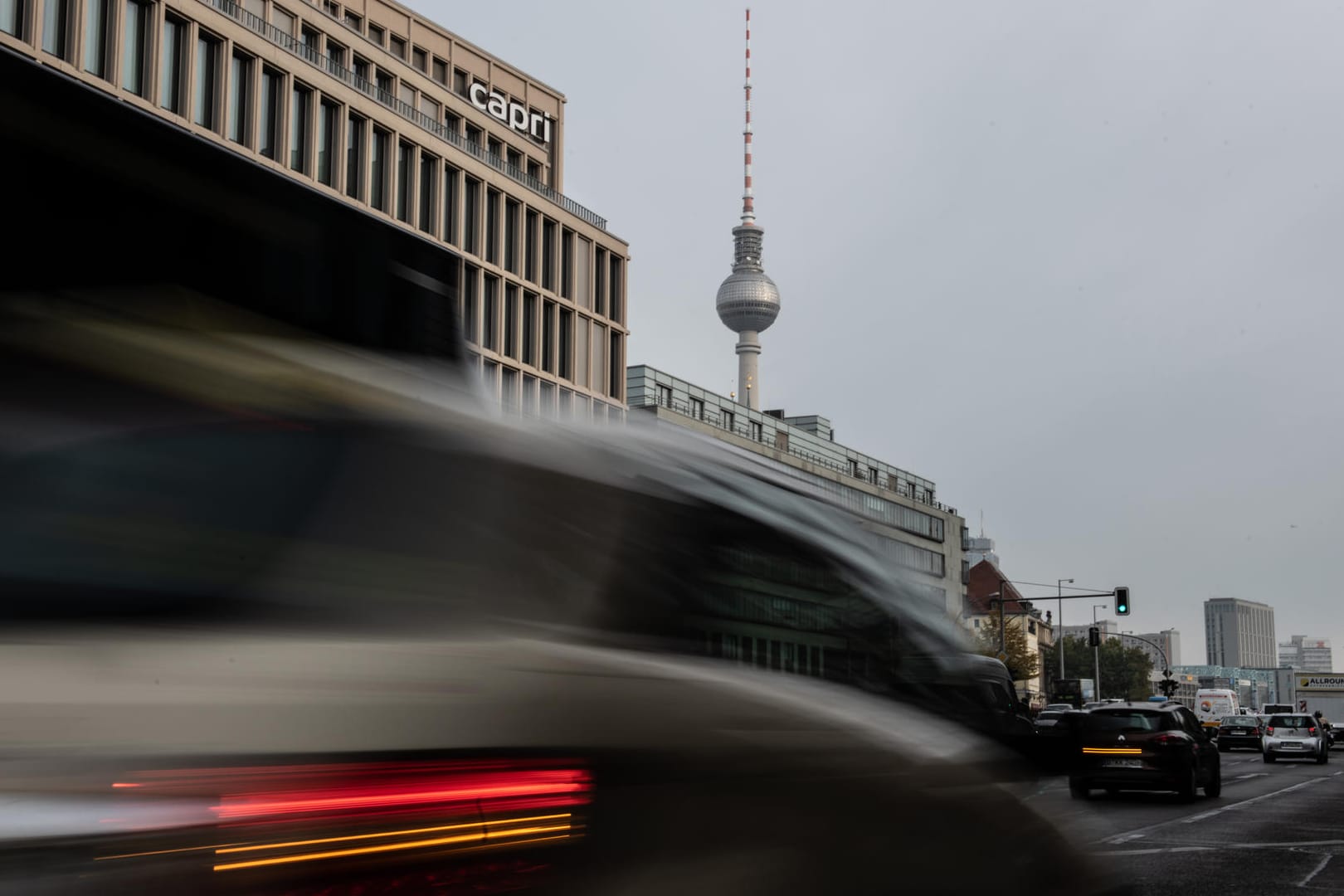 Autos in Berlin: Auch in der Hauptstadt kommen nun Diesel-Fahrverbote.