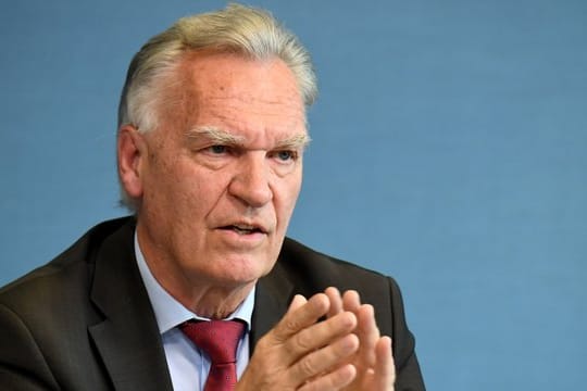 Ex-BKA-Chef Jörg Ziercke wurde auf der Delegiertenversammlung Mitte September zum neuen Bundesvorsitzenden des Weißen Rings gewählt.