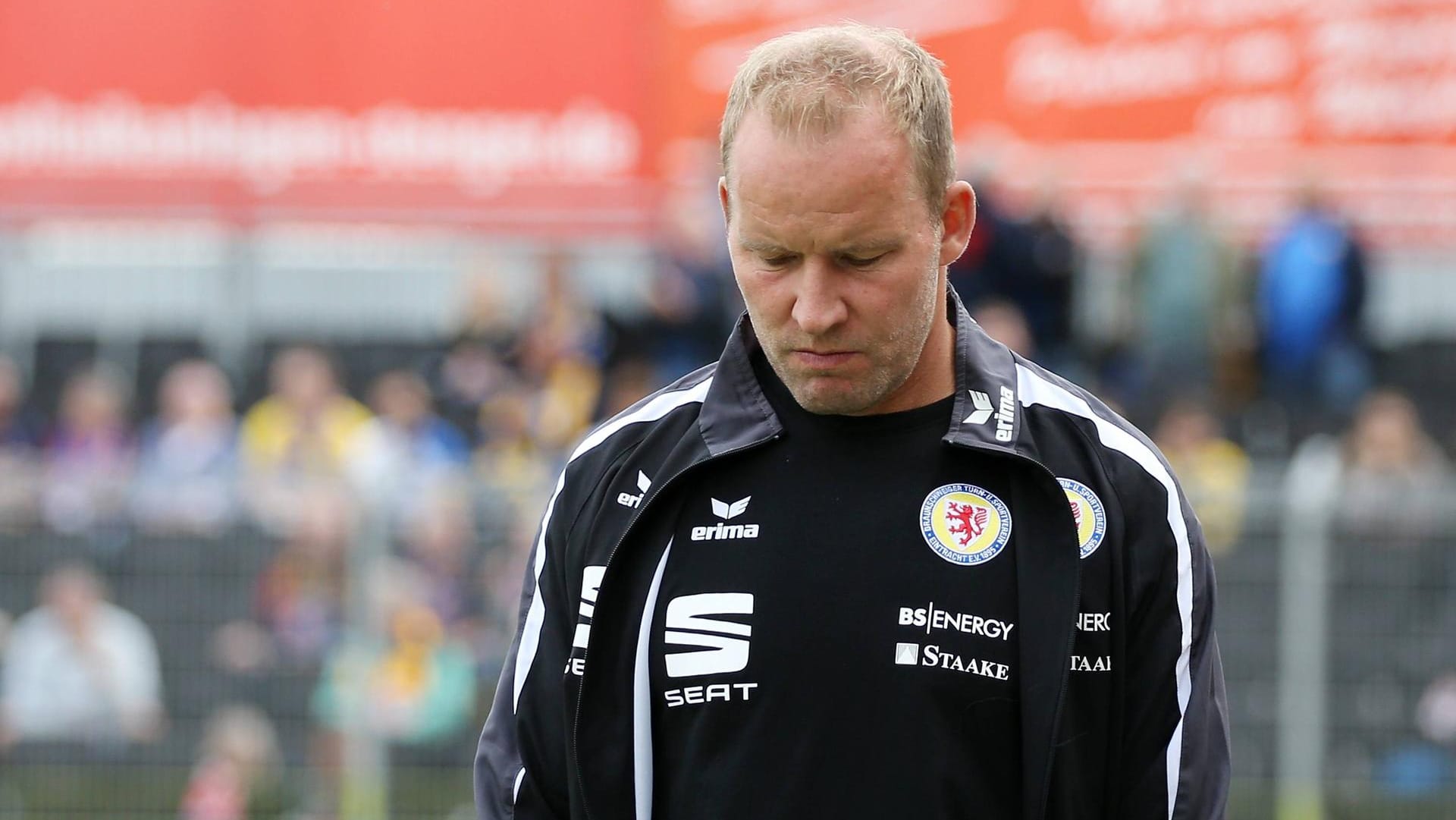 Henrik Pedersen: Der Eintracht-Trainer konnte nur eines von elf Drittliga-Spielen gewinnen.