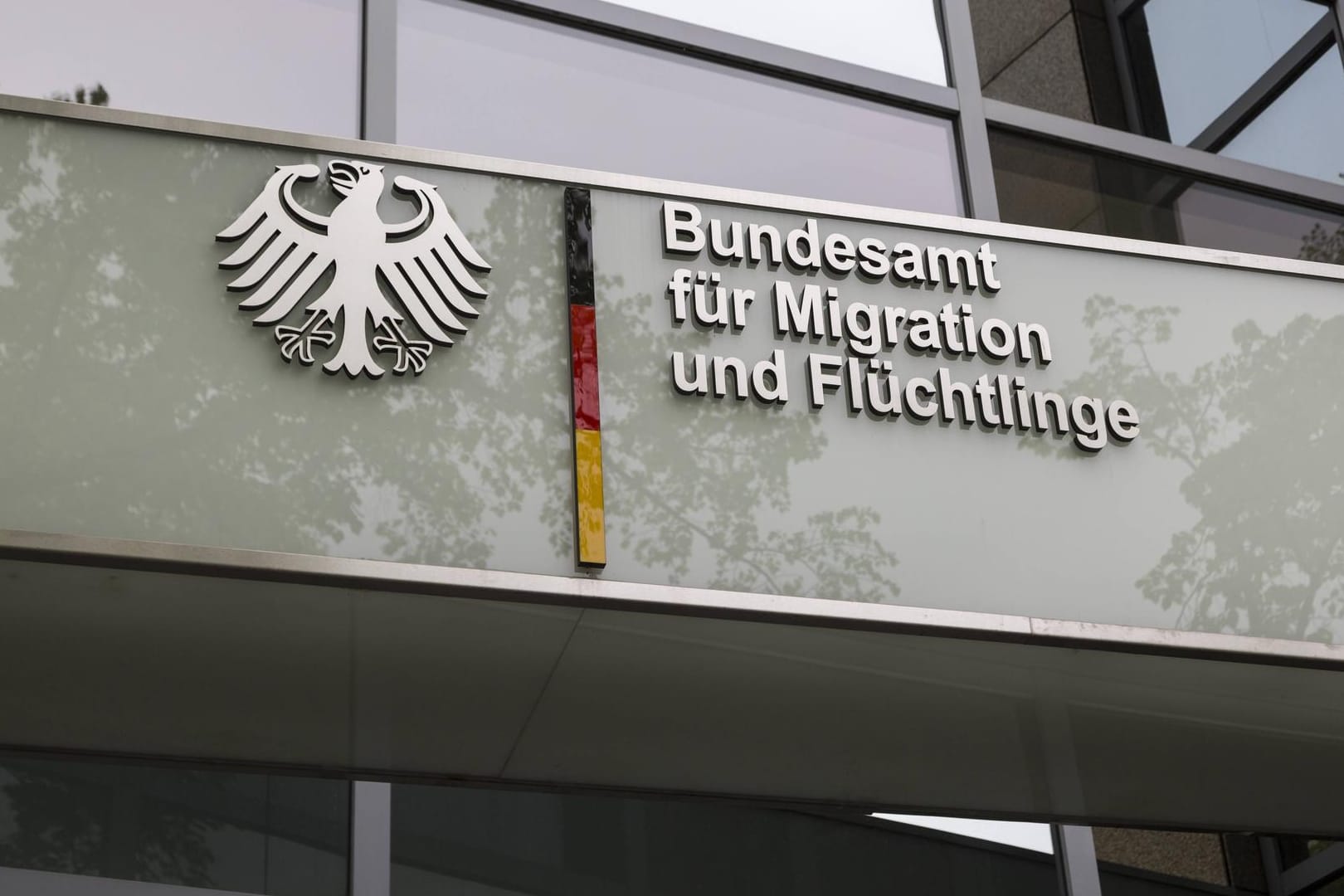 Bundesamt für Migration und Flüchtlinge (BAMF) in Berlin: Die Zahl der gestellten Asylanträge im Jahr 2018 ist deutlich unter dem Vorjahresniveau.