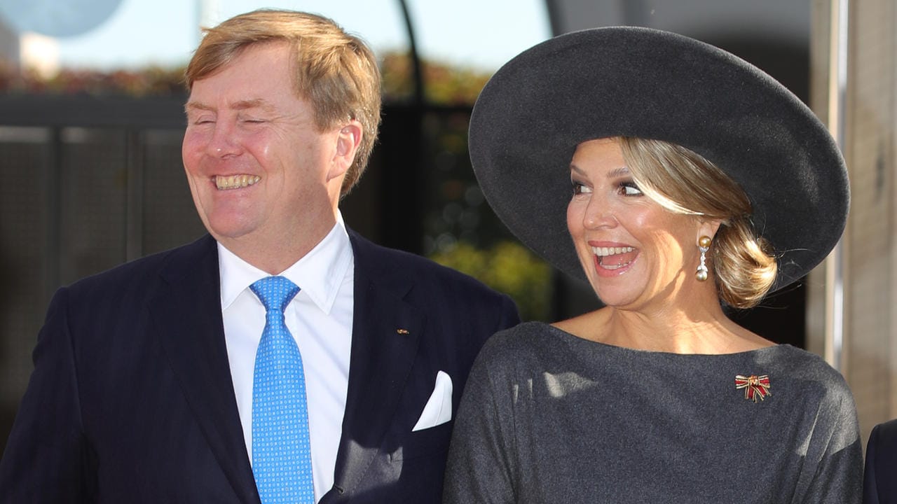 Ankunft in Mainz: König Willem-Alexander und Königin Màxima lassen sich bejubeln.