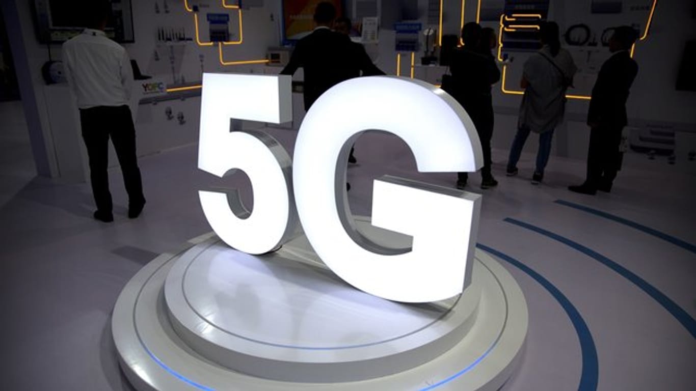 Die Telekom hat einen Acht-Punkte-Plan vorgelegt, der die Einführung von 5G in Deutschland beschleunigen soll.