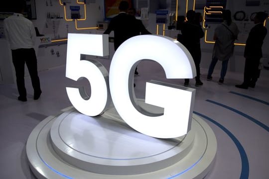 Die Telekom hat einen Acht-Punkte-Plan vorgelegt, der die Einführung von 5G in Deutschland beschleunigen soll.