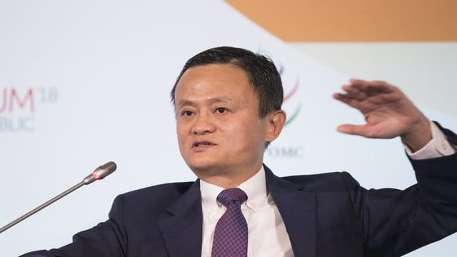 Alibaba-Gründer Jack Ma hat mit seinem zunächt auf Online-Handel spezialisierten Unternehmen ein Milliardenvermögen angehäuft. Alibaba-Gründer Jack Ma hat mit seinem zunächt auf Online-Handel spezialisierten Unternehmen ein Milliardenvermögen angehäuft.