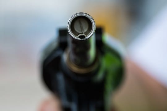 Die neuen Label zeigen den Ethanol-Anteil im Benzin mit der jeweiligen Prozentzahl in einem Kreis an.
