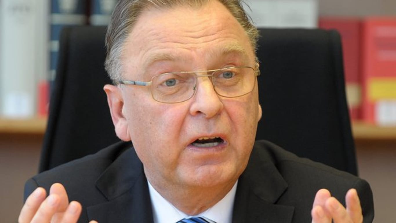 Hans-Jürgen Papier, ehemaliger Präsident des Bundesverfassungsgerichts, befürwortet eine Amtszeitbegrenzung für Bundeskanzler (Archivbild).