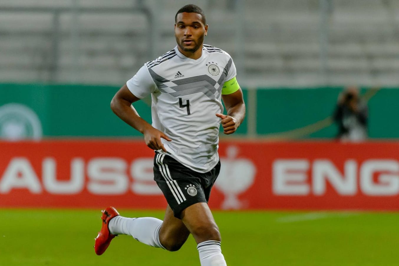 Steht in Paris im DFB-Kader: Jonathan Tah.
