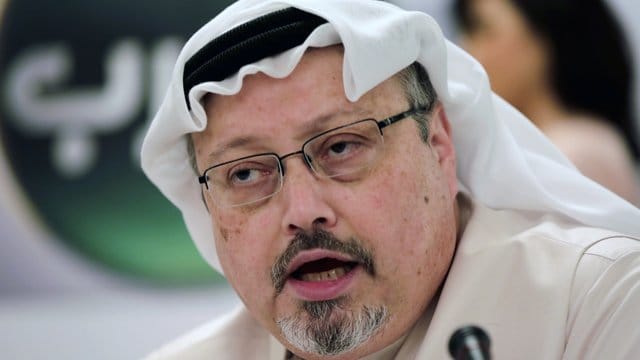 Trump hält für möglich, dass die saudische Führung für das Verschwinden des Journalisten Chaschukdschi verantwortlich ist. Trump hält für möglich, dass die saudische Führung für das Verschwinden des Journalisten Chaschukdschi verantwortlich ist.