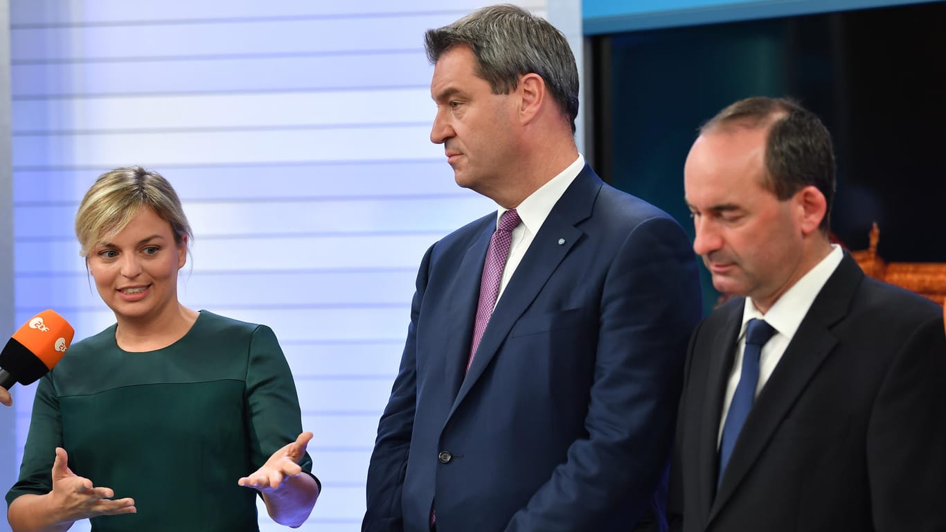 Bayerische "Elefantenrunde": Ministerpräsident Markus Söder mit den Spitzenkandidaten von Grünen, Katharina Schulze (Mitte), und Freien Wählern, Hubert Aiwanger.