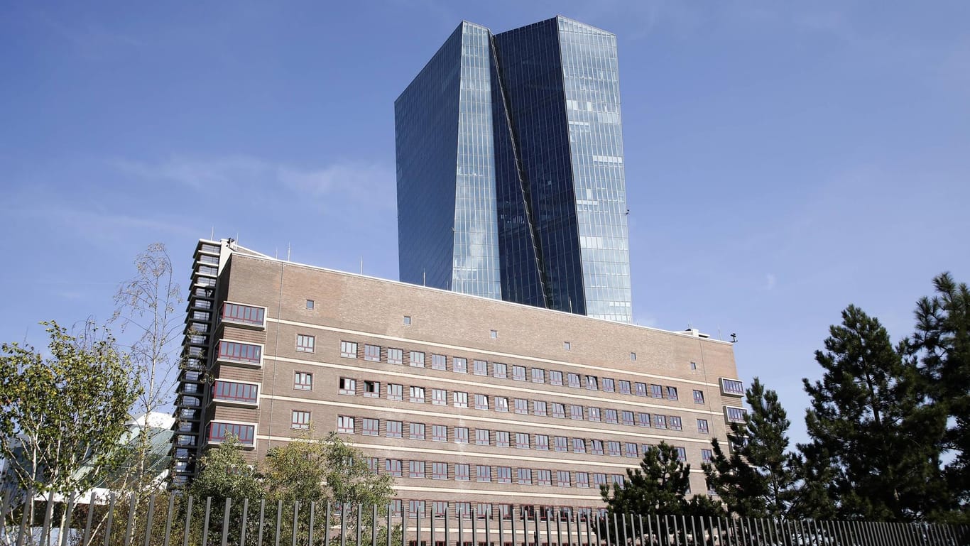 Europäische Zentralbank: Den Einlagensatz hält die Bank negativ.