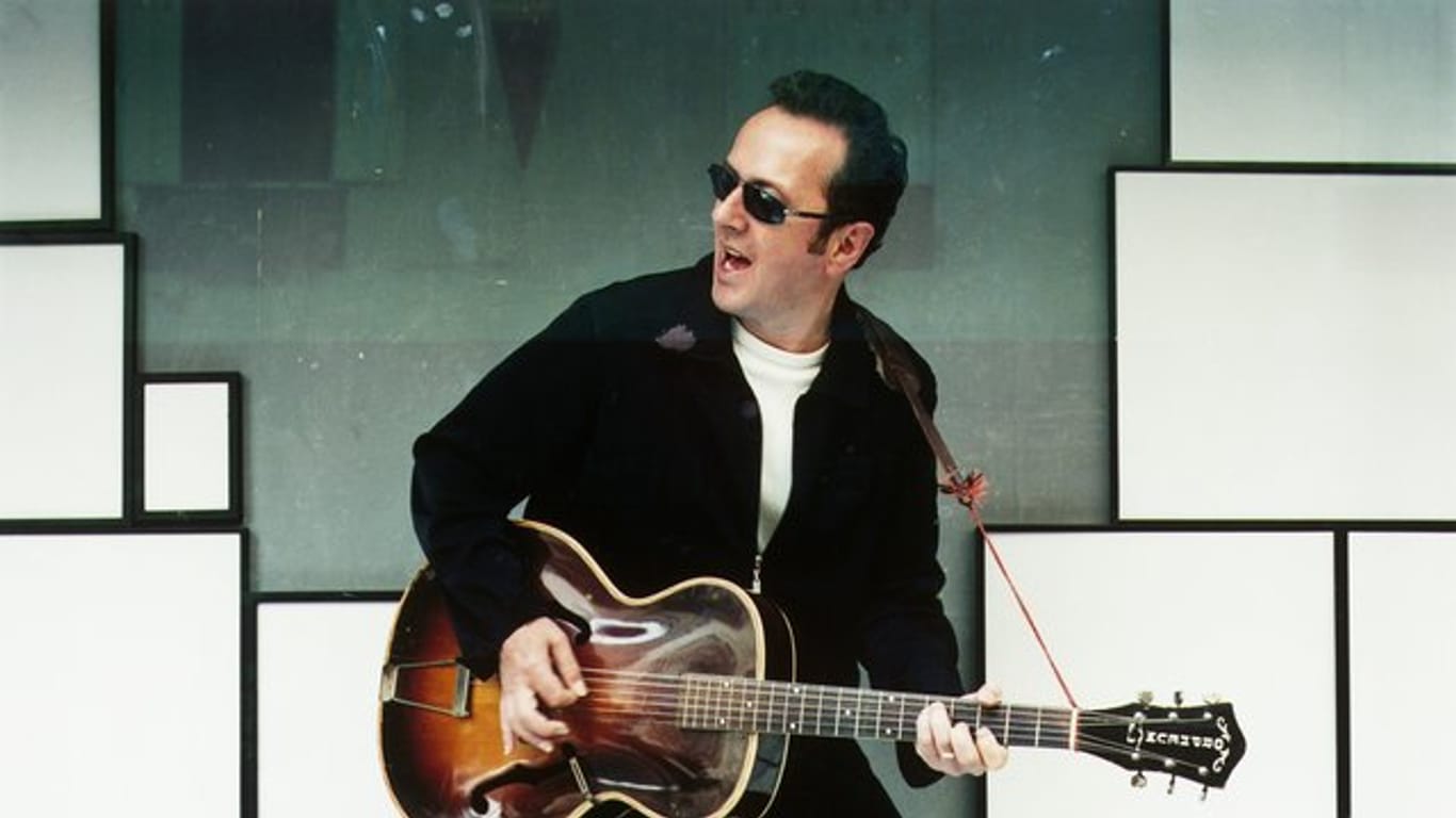 Joe Strummer hat mit The Clash Musikgeschichte geschrieben.