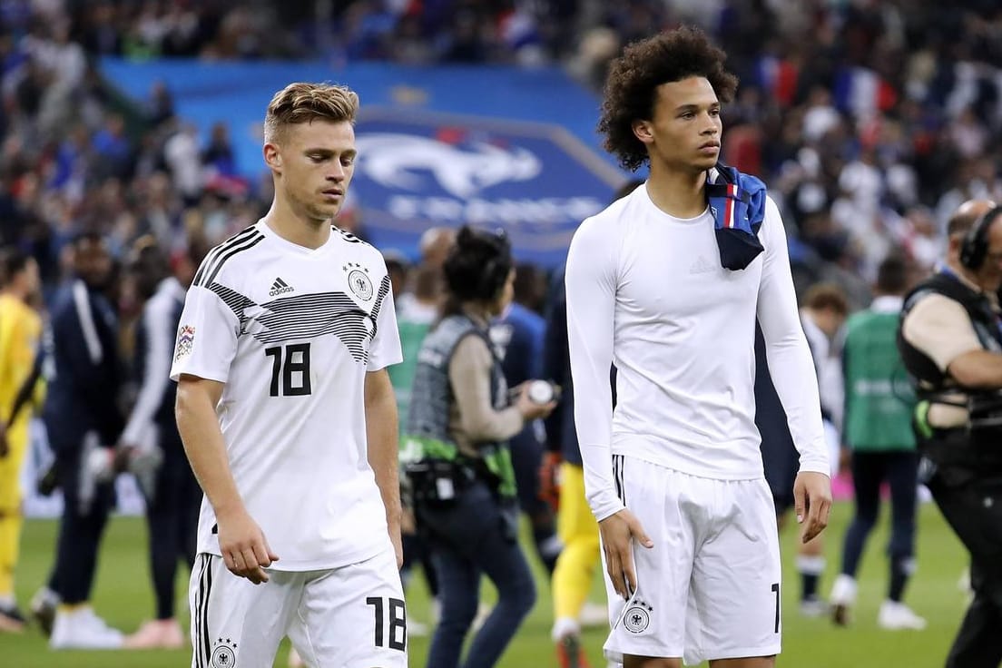 Niedergeschlagen: Joshua Kimmich (l.) und Leroy Sané.