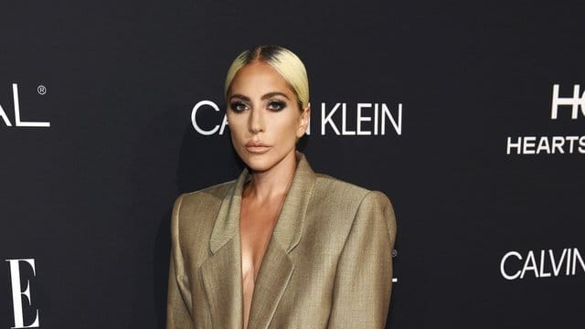 Lady Gaga bei der "25th Annual Women in Hollywood Celebration".