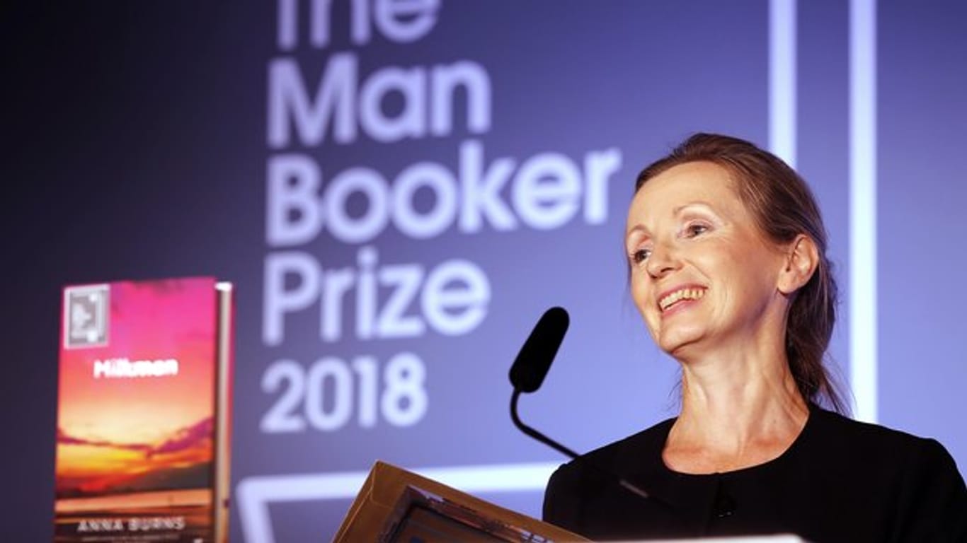 Die nordirische Autorin Anna Burns gewann den Man-Booker-Literaturpreis.