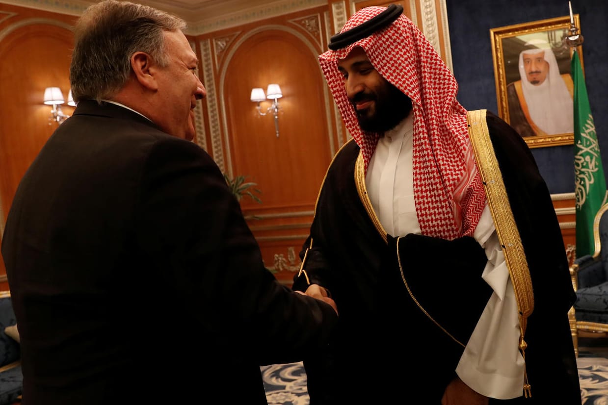 US-Außenminister Pompeo mit Kronprinz bin Salman: Flossen nun versprochene Gelder Richtung USA?