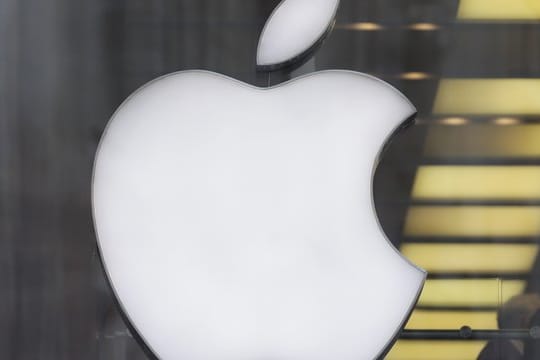 Apple betont schon seit einiger Zeit, dass der Konzern sein Geld vor allem mit dem Verkauf von Geräten verdient und nicht auf die Daten seiner Nutzer angewiesen ist.