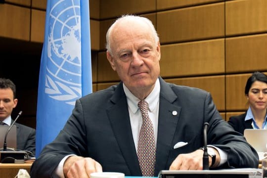 Hintergrund seien "ausschließlich persönliche Gründe", sagte de Mistura.