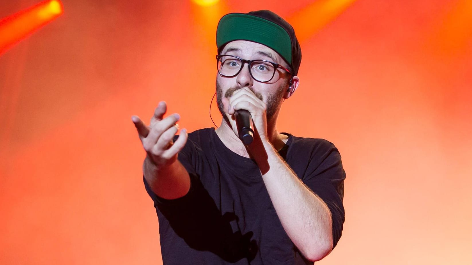 Mark Forster: Ohne Gitarre gelingt dem Musiker stets ein souveräner Auftritt.