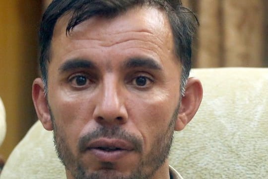 General Abdul Rasik Atschiksai, Polizeichef von Kandahar, während eines Interviews mit der Nachrichtenagentur AP Associated Press.