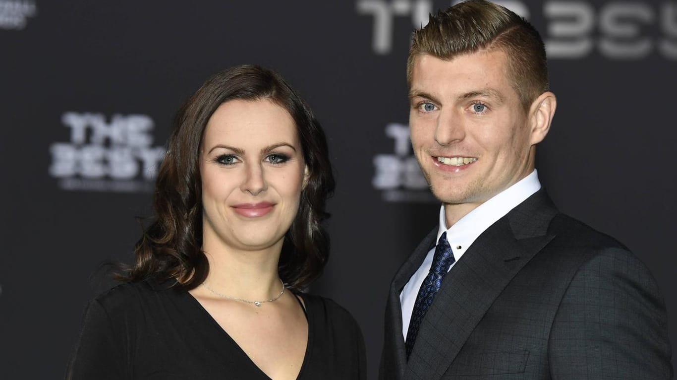 Jessica und Toni Kroos: Das Paar hat zwei gemeinsame Kinder.
