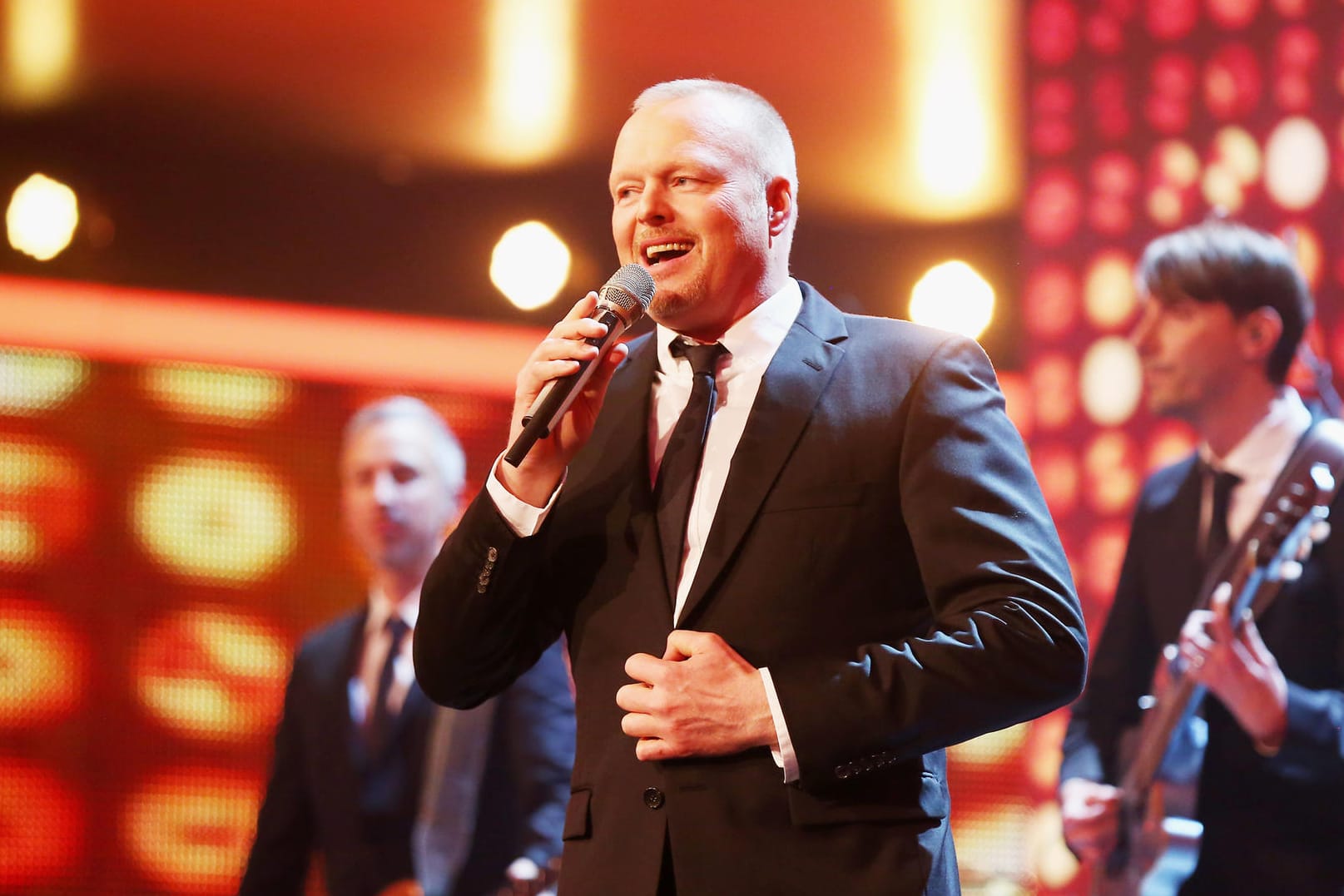 Stefan Raab bei den Comedy Awards 2015: Einen Anzug trug er auch am Donnerstagabend.