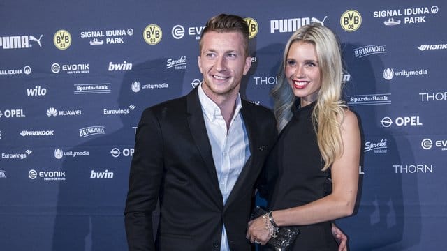 Marco Reus und Scarlett Gartmann freuen sich auf eine "kleine Prinzessin". Marco Reus und Scarlett Gartmann freuen sich auf eine "kleine Prinzessin".