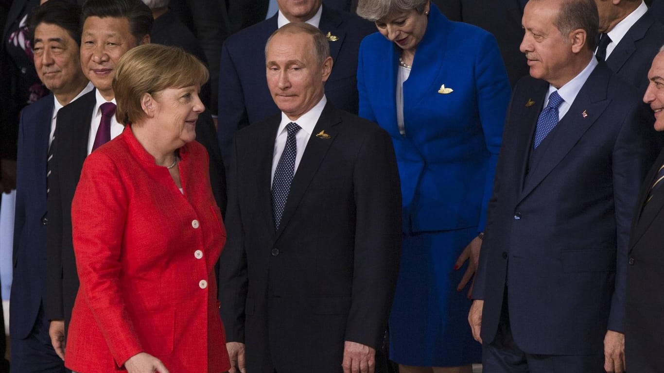 Angela Merkel, Wladimir Putin und Erdogan beim G20-Gipfel: Ende Oktober wollen die Staatschefs erstmals gemeinsam über die Lage in Syrien beraten.
