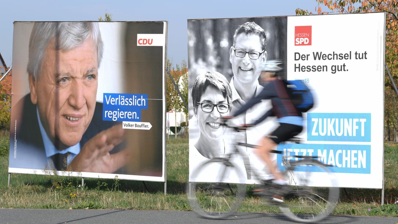 Wahlplakate von CDU und SPD zur Landtagswahl in Hessen: Beiden Parteien sagen die Meinungsforschungsinstitute hohe Verluste voraus.