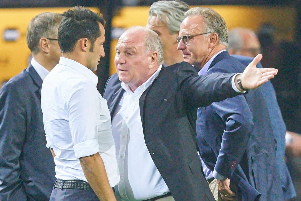 Hasan Salihamidzic,Uli Hoeness und Karl-Heinz Rummenigge (v. r.): Bayerns Führungstrio hat eine denkwürdige Pressekonferenz gegeben (Archivfoto).