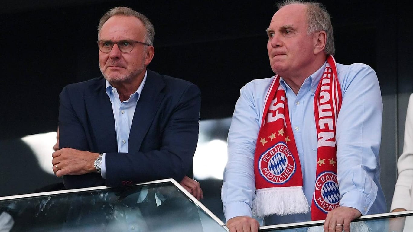 Kritisierten manche Medienvertreter scharf: Die Bayern-Bosse Karl-Heinz Rummenigge (l.) und Uli Hoeness (r.).