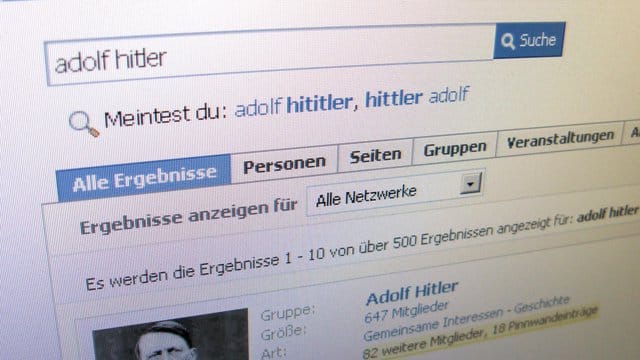 Facebook-Trefferliste bei der Suche nach "Adolf Hitler". Facebook-Trefferliste bei der Suche nach "Adolf Hitler".