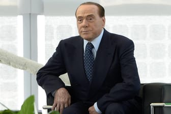 Silvio Berlusconi hat jetzt in Monza das Sagen. Und greift hart durch.