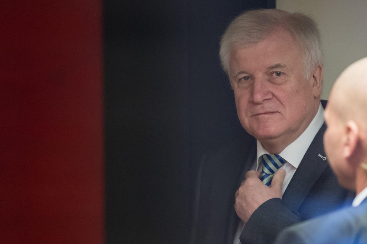 CSU-Chef und Innenminister Horst Seehofer: Seehofer hatte sich im Juni für die Rückführung von bereits registrierten Flüchtlingen stark gemacht.