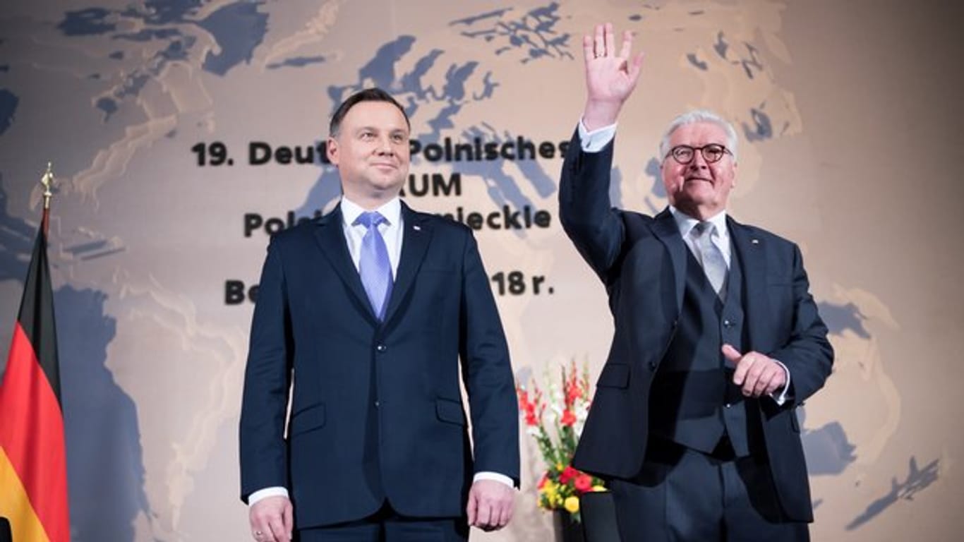 Bundespräsident Frank-Walter Steinmeier (r) und der polnische Präsident Andrzej Duda in Berlin.